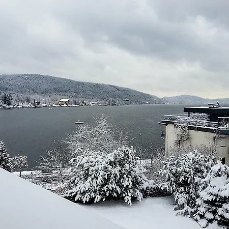 Lakeside Velden Apartment